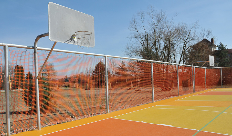 Multifunctional sport court